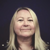 Helen Challis