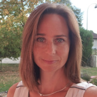Claire POUZET