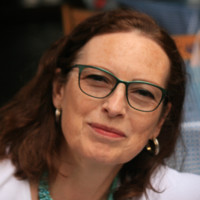 Eva Beazley