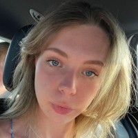 Aimee Lee