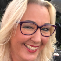 Kimberly Mast