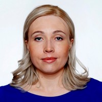 Anna M Martynow