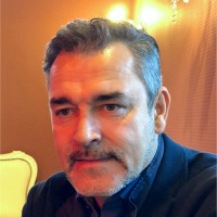 Dr. André Lindemann