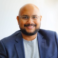 Navin Kumar, Mieaust