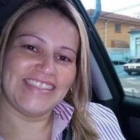 Paula Leal