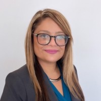 Claudia Flores