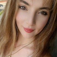 angela hoxha