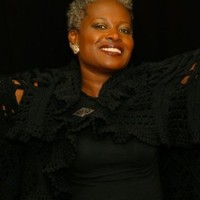 Shelley Everett