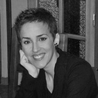 Ana María Menargues Ortiz
