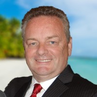 Sean T. Hovenden