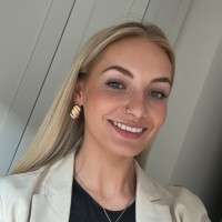 Caitlin Crowe
