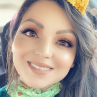 Angie Flores