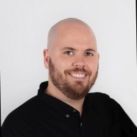 Brett Davis