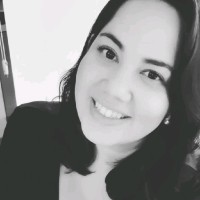 Viviane S.