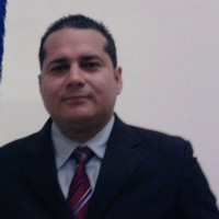 Carlos Tuñón