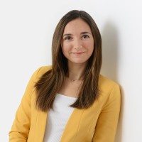 Yara Angeloni