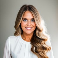 Lindsey Henry