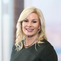 Julie Cox