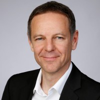 Dr. Alexander Troesch