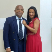 Roberto J Santana