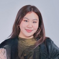 Anjela G.