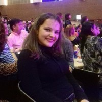 Anna Carolina Cenamo Junqueira