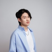 August Gao