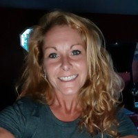 Julie Kuhar