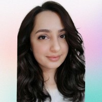 Sümeyye Eli̇f Sakalli