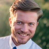 Dustin R. Grant