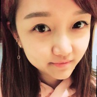 Elaine Zhou