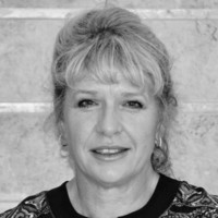 Dr Lyn Watson