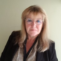 Julia Kirkland, Chartered FCSI