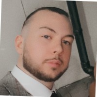 Mackenzie Derbyshire