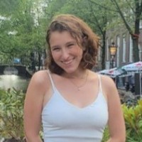 Laura Dayan