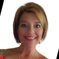 Julie Hollas