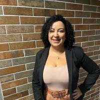 Alessandra R. B. Sousa
