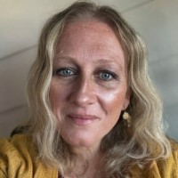 Elaine Dillard