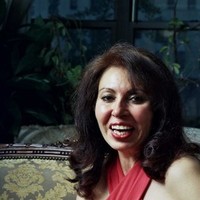 Homa Tarzi