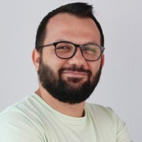 Ayhan Çelik