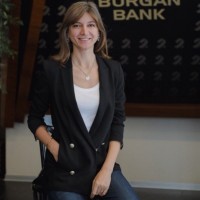 Suna Yesilli Gonener