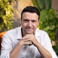 Carlos Eduardo Spezin Lopes (Cadu Lopes)