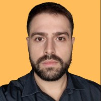 Caique Neves
