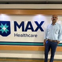 Dr Santosh Tiwari