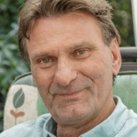 Peter Hurks