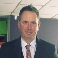 Brett Hoyle