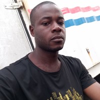 Onyekwere Iwezor