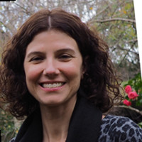Carmelita Dinis