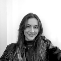 Caroline Bastos
