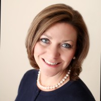 Dee Lowe, SPHR